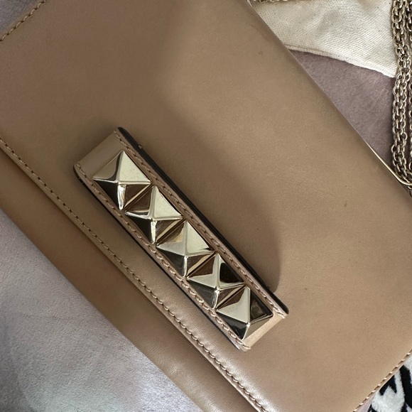 Valentino Garavani VA VA Voom Clutch Leather Rock Stud with chain Authentic - Picture 9 of 10